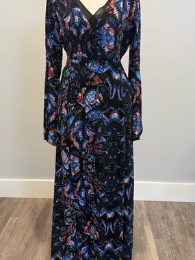 Express maxi long sleeve dress, size 0 , like new